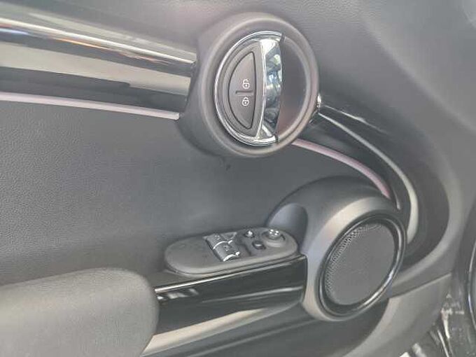 MINI Cooper 3trg. Autom. Pano/Leder/LED/Apple/PDC