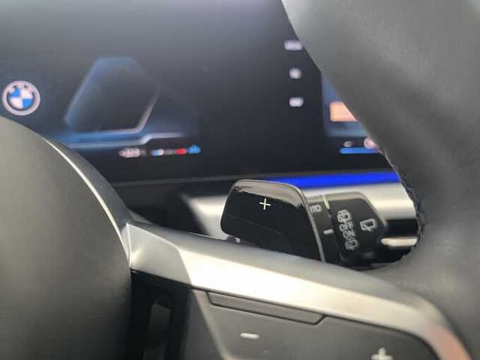BMW X1 sDrive18i M-Sport Pro AHK/H-K/DAB/Navi/LED