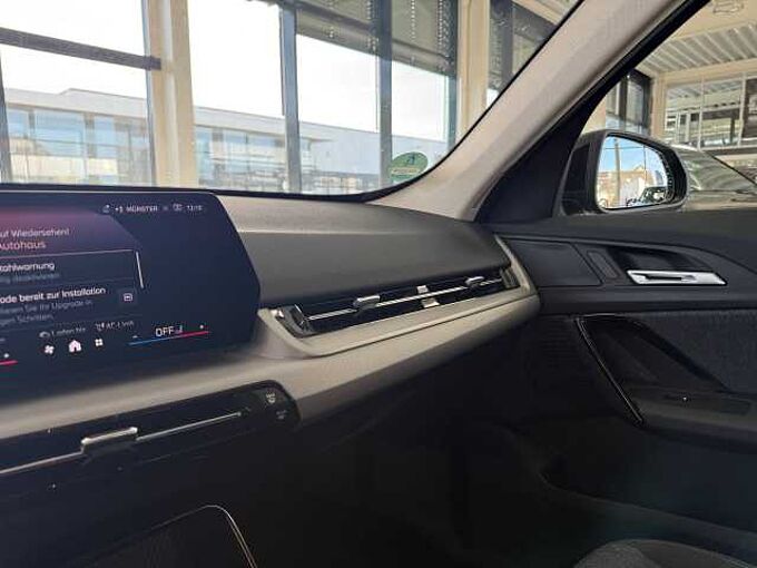 BMW iX1 eDrive20 | NAVI | KAMERA | PARKASSISTENT | SHZ