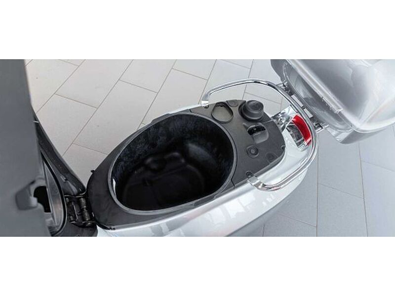 Vespa Elettrica 45 + Top-Case, neuwertig, Service neu