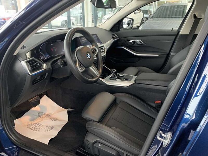 BMW 330e Advantage HUD LiveCo. Prof. Driv.
