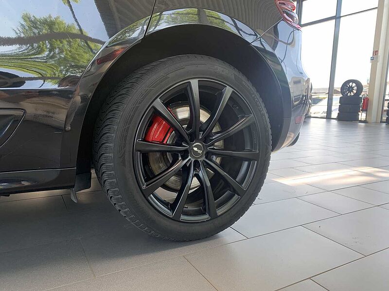 Porsche Macan Turbo | Export/-Händler | AHK/PANO/Standhz. /ACC