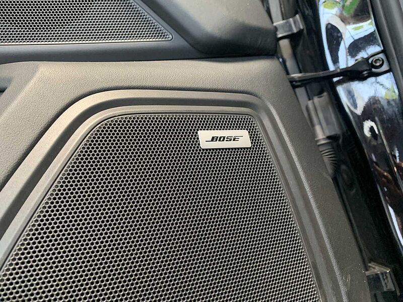 Porsche Macan Turbo | Export/-Händler | AHK/PANO/Standhz. /ACC