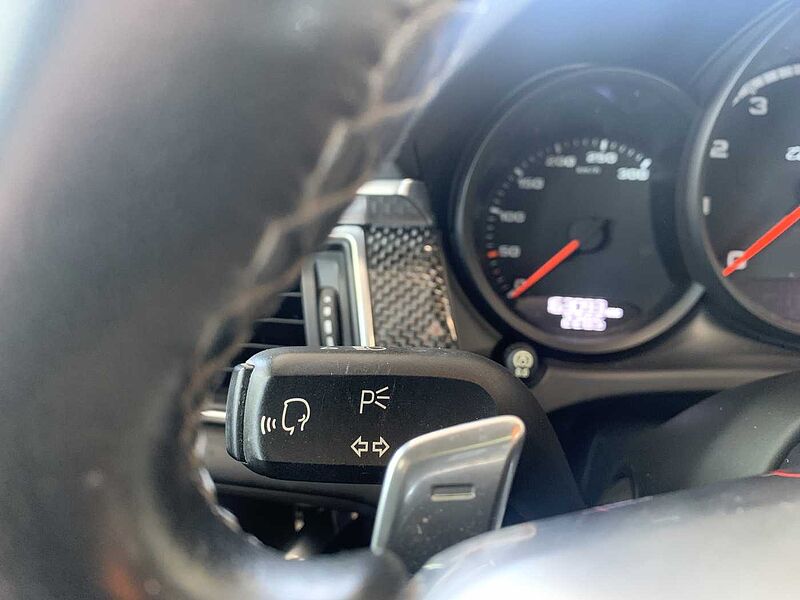 Porsche Macan Turbo | Export/-Händler | AHK/PANO/Standhz. /ACC