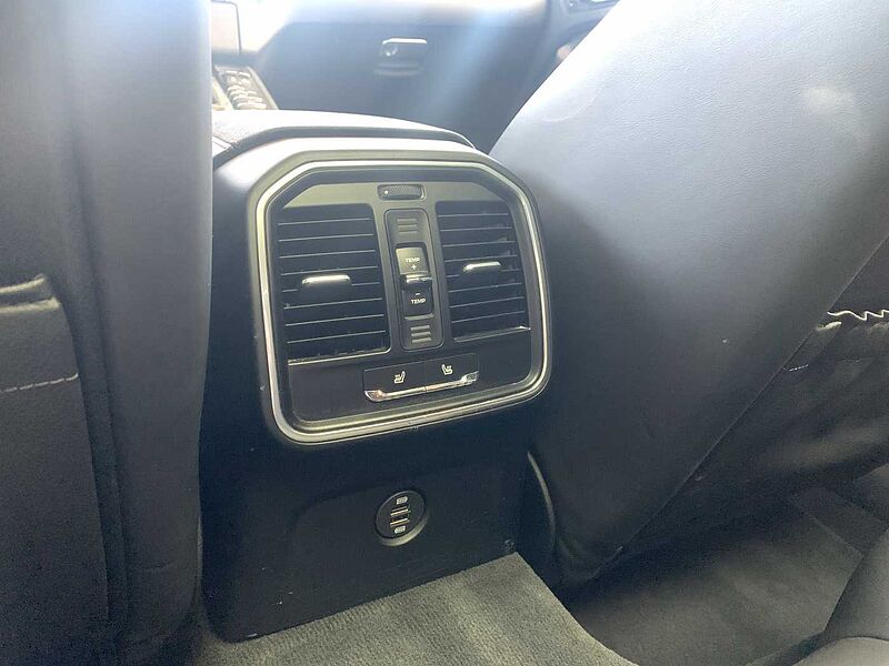 Porsche Macan Turbo | Export/-Händler | AHK/PANO/Standhz. /ACC