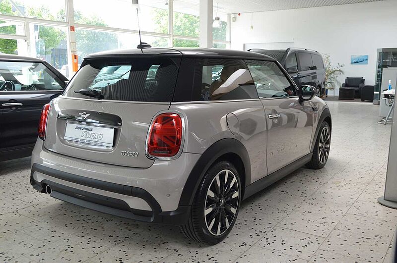 MINI 3-TÜRER Cooper Autom. Classic Trim