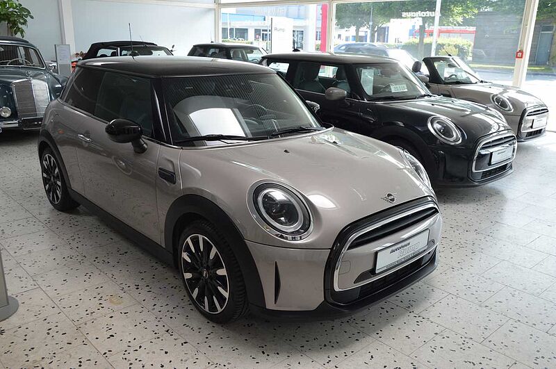 MINI 3-TÜRER Cooper Autom. Classic Trim