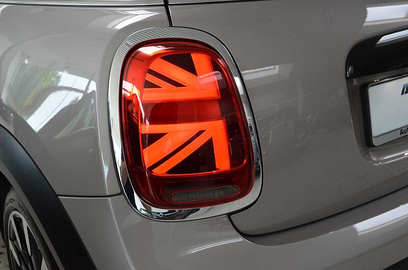 MINI 3-TÜRER Cooper Autom. Classic Trim