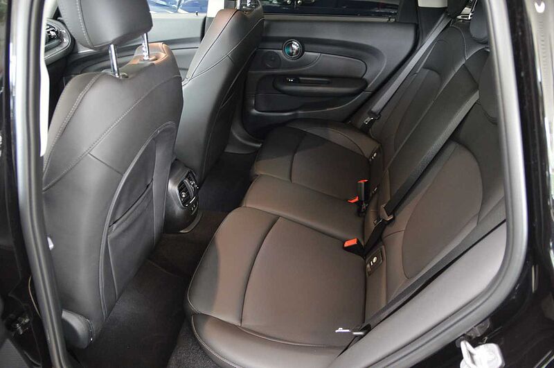 MINI CLUBMAN ONE Navi, LED,