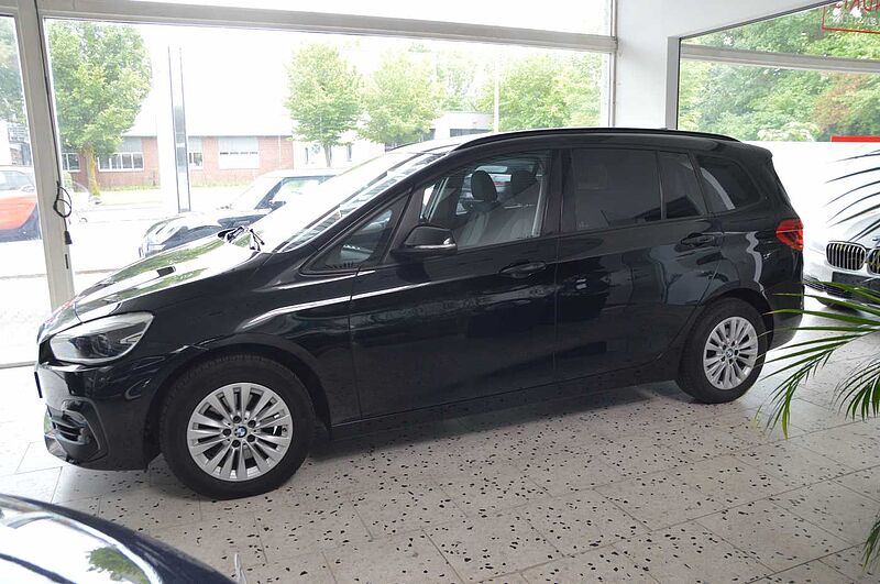 BMW 218i Gran Tourer 3. Sitzreihe, SD