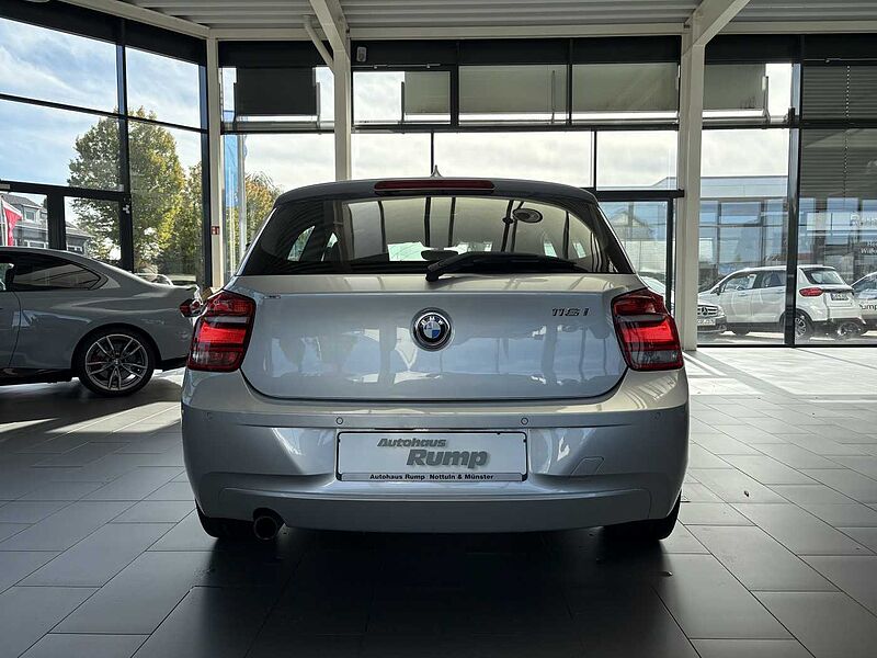 BMW 116i 3-Türer PDC, Klima, SHZ, FSE