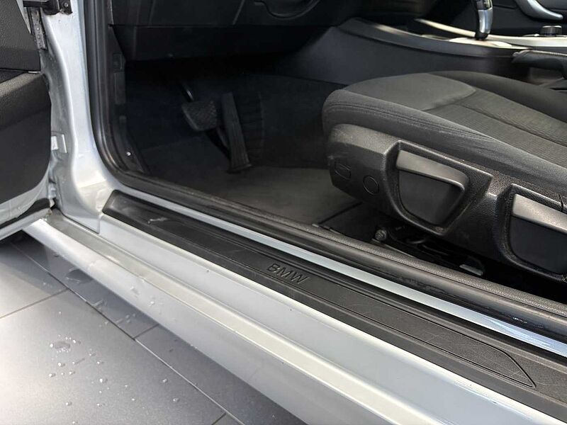 BMW 116i 3-Türer PDC, Klima, SHZ, FSE