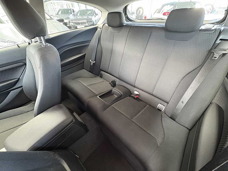 BMW 116i 3-Türer PDC, Klima, SHZ, FSE