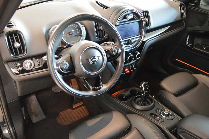 MINI COUNTRYMAN Cooper Aut. Pano.