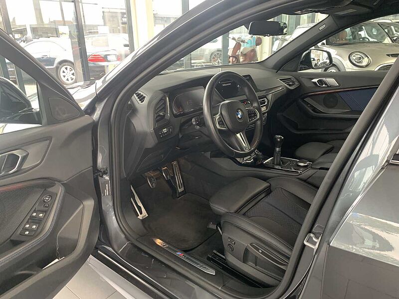 BMW 118i M Sport LED/LMHUD