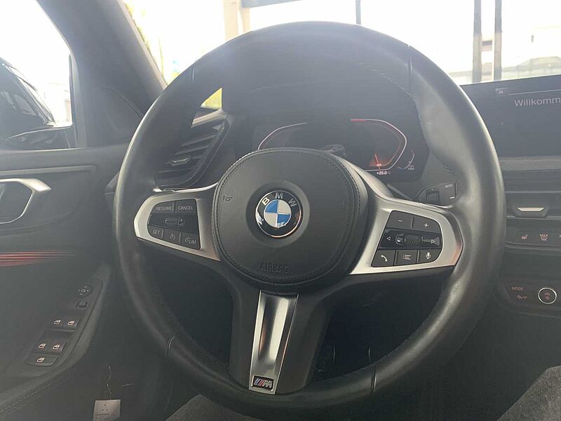 BMW 118i M Sport LED/LMHUD