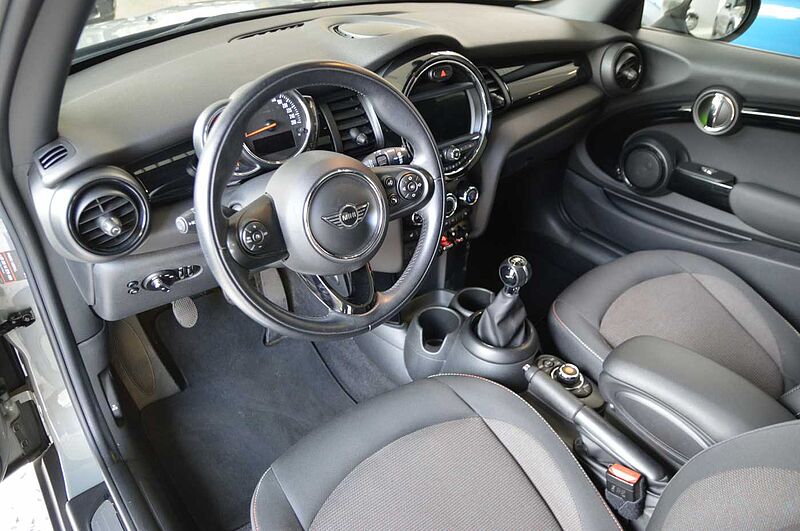 MINI 3-TÜRER Mini One Pano/LED