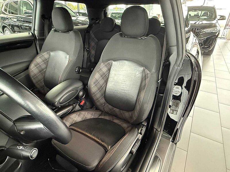 MINI COOPER D Seven Autom. /Navi/ Sportsitze
