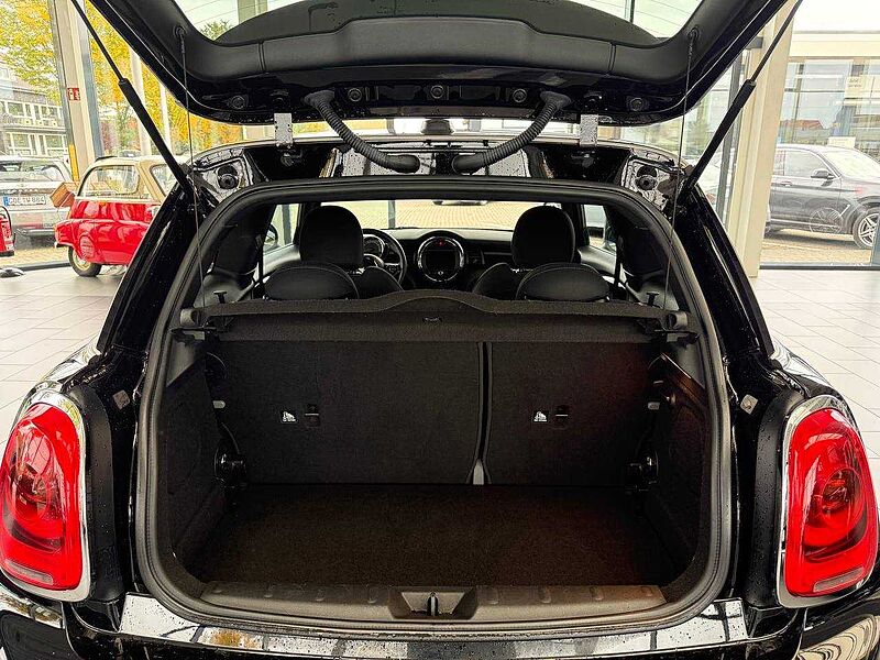 MINI COOPER D Seven Autom. /Navi/ Sportsitze