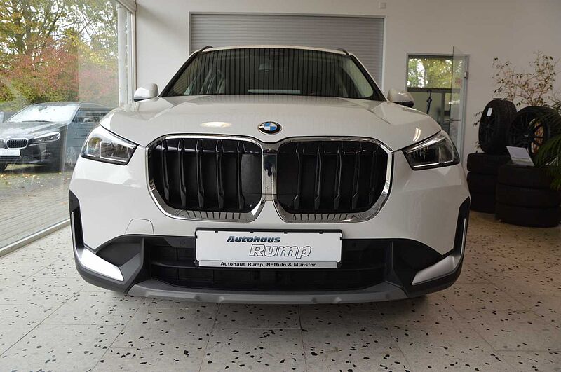 BMW X1 18i sDrive