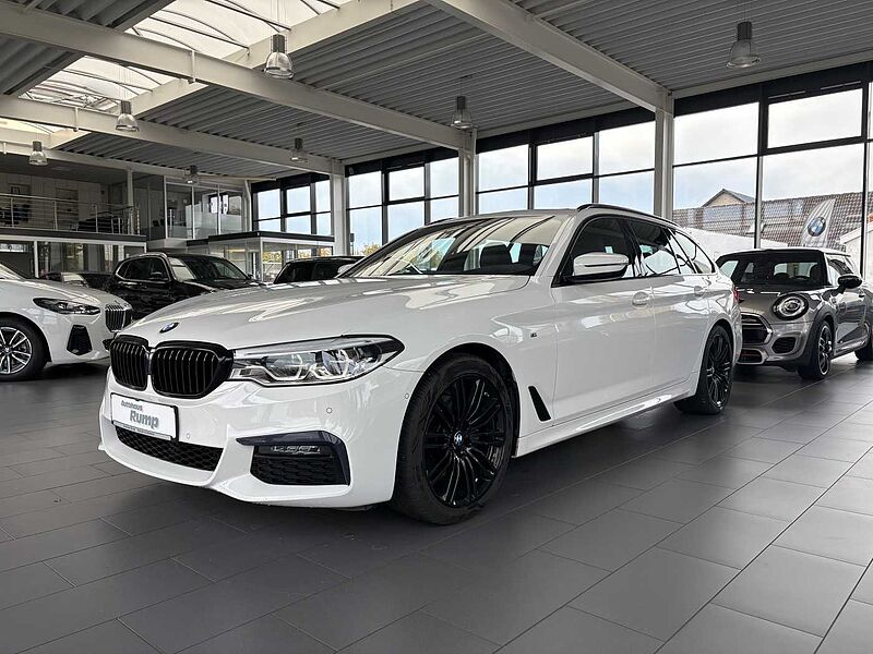 BMW 520D Touring M-Sport Pano/Leder/LM-19/AHK