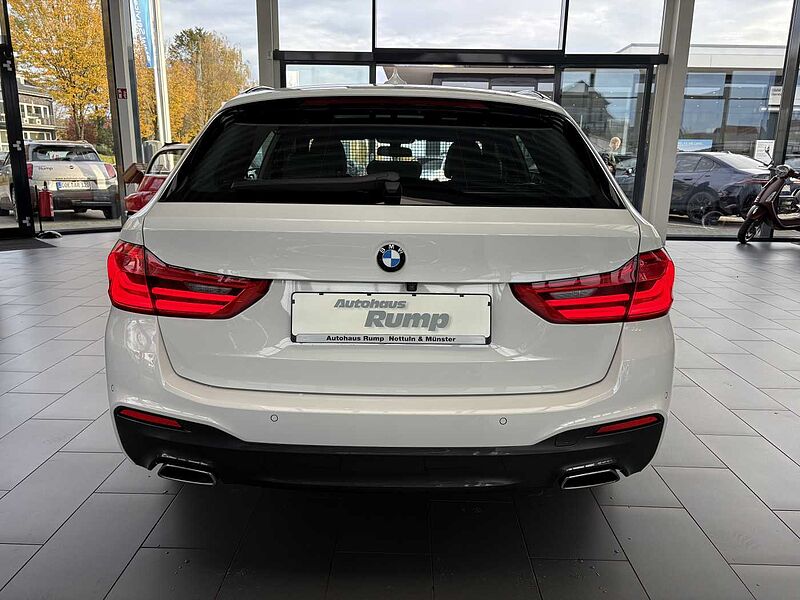 BMW 520D Touring M-Sport Pano/Leder/LM-19/AHK