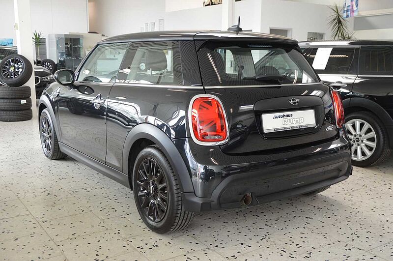 MINI 3-TÜRER Mini One Blackyard