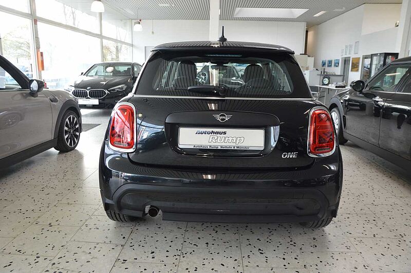 MINI 3-TÜRER Mini One Blackyard