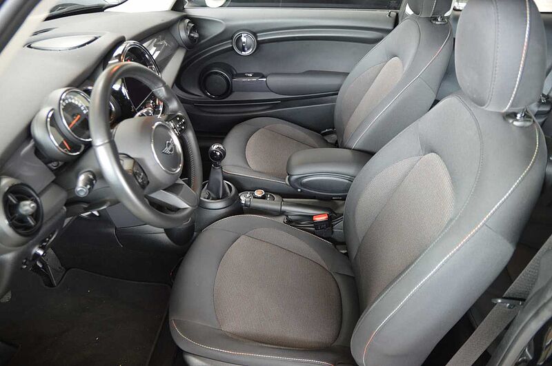 MINI 3-TÜRER Mini One Blackyard