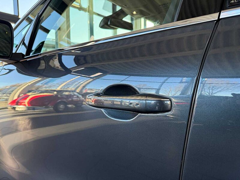 Renault Espace dCi 200 EDC INITIALE PARIS