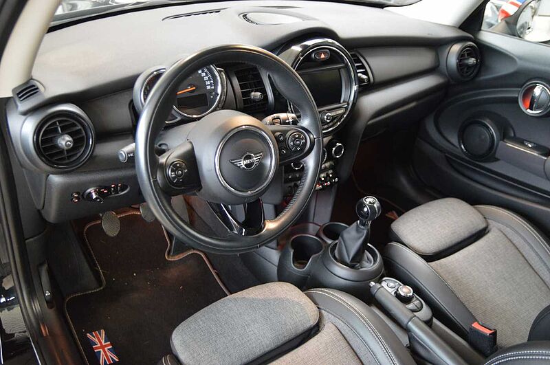 MINI 3-TÜRER Mini One Blackline