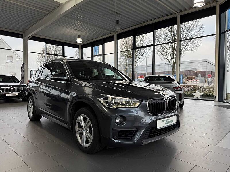 BMW X1 sDrive18i Aut. Advantage LED / NAVI / RFK