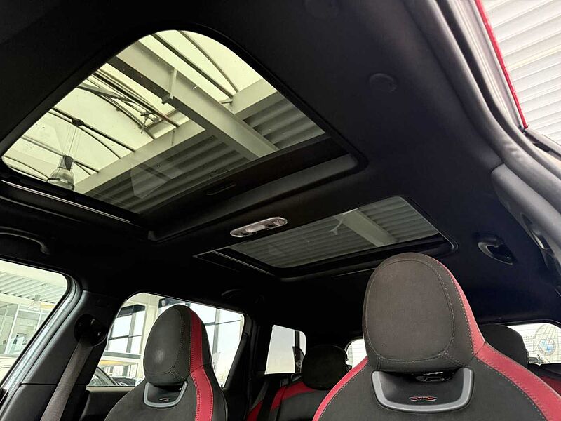 MINI John Cooper Works Clubman