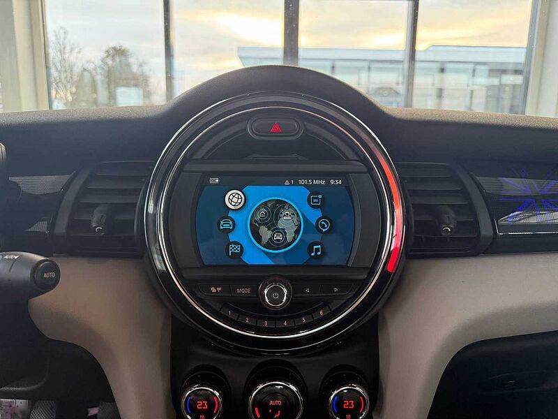 MINI Cooper Cabrio LED / Leder / CarPlay / Keyless