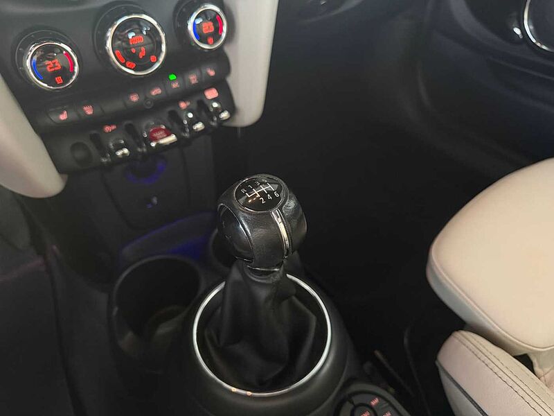 MINI Cooper Cabrio LED / Leder / CarPlay / Keyless