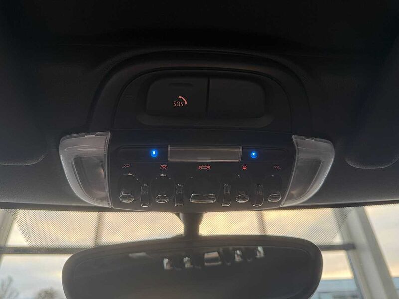 MINI Cooper Cabrio LED / Leder / CarPlay / Keyless