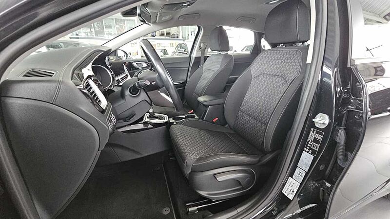 Kia cee'd / Ceed Automatik | AHK | SHZ | NAVI