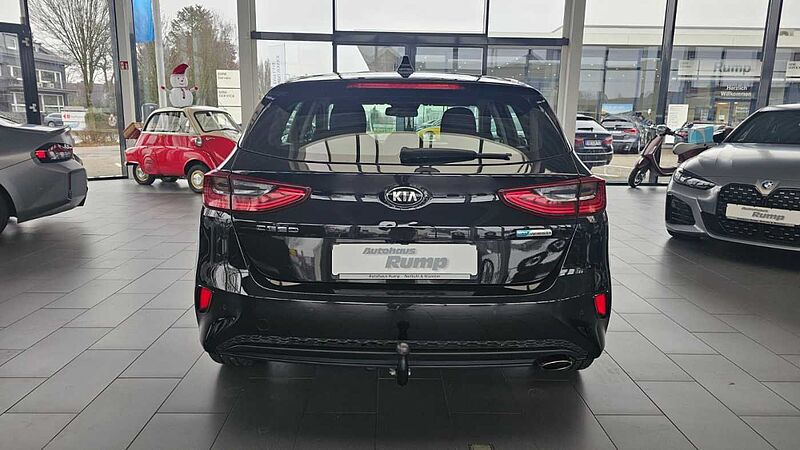 Kia cee'd / Ceed Automatik | AHK | SHZ | NAVI