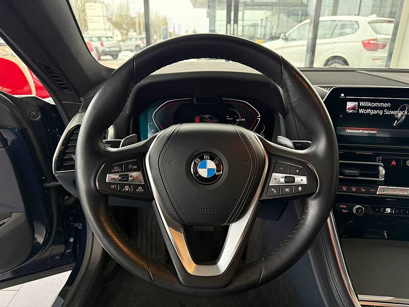 BMW 840d xDrive Coupe Driv. Prof. / Park+ / HUD / Laser