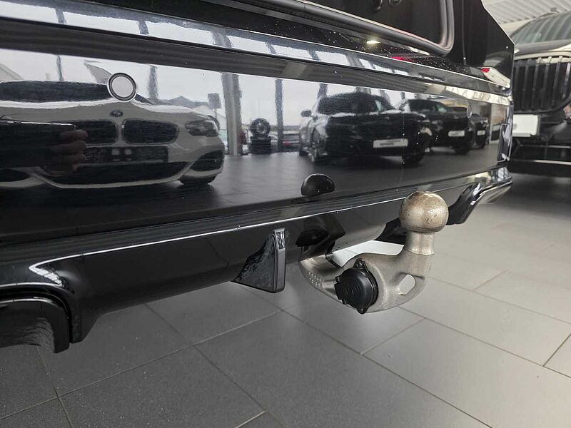 BMW X1 xDrive20d M-Sport/Panorama/AHK/GJR/HK/19'