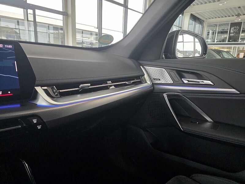 BMW X1 xDrive20d M-Sport/Panorama/AHK/GJR/HK/19'