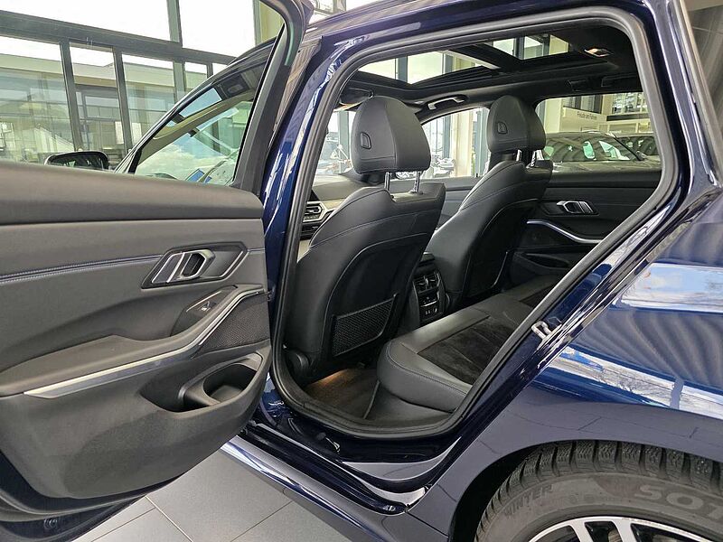 BMW 330d Touring. M Sport HUD/Drive. Prof. /AHK/PANO
