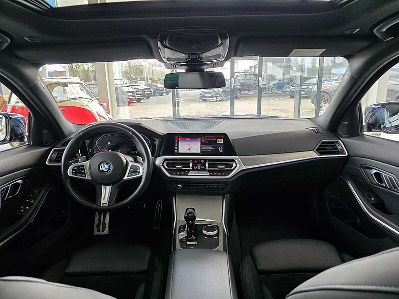 BMW 330d Touring. M Sport HUD/Drive. Prof. /AHK/PANO