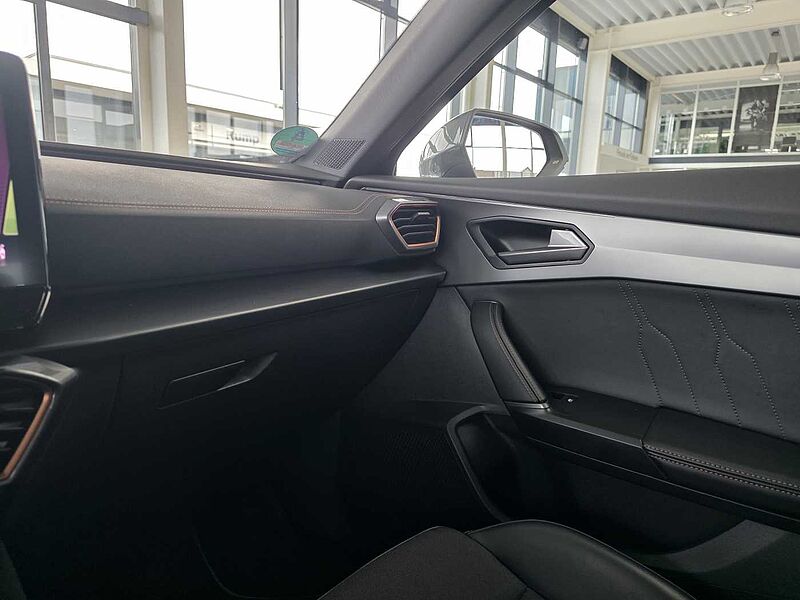 CUPRA Formentor VZ Priority / Fahrassistenz-Paket XL / Memory /