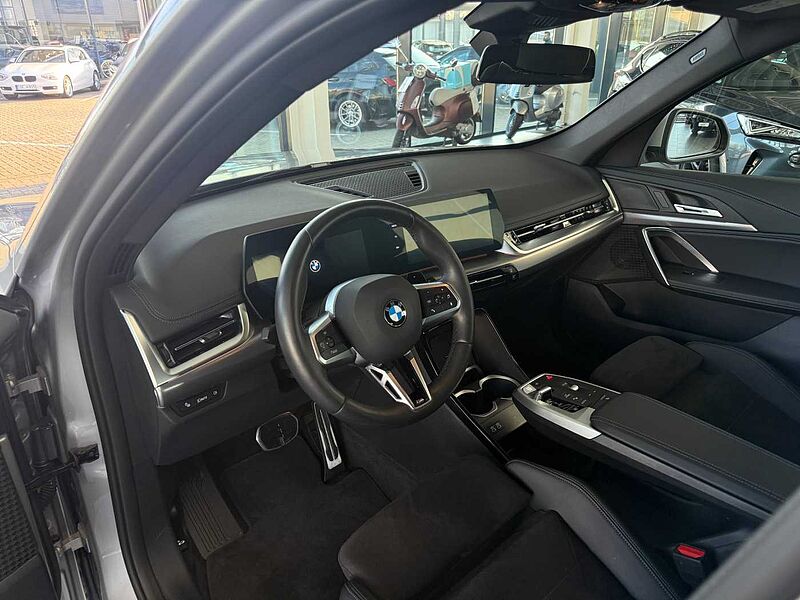 BMW X1 sDrive18i M Sportpaket / Adapt. LED / Keyless