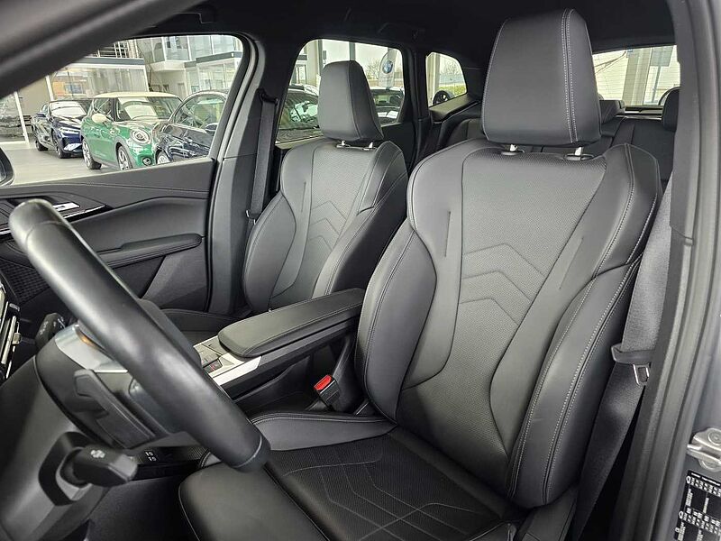 BMW 218i Active Tourer M-Sport LED/Rück-Cam. /Navi