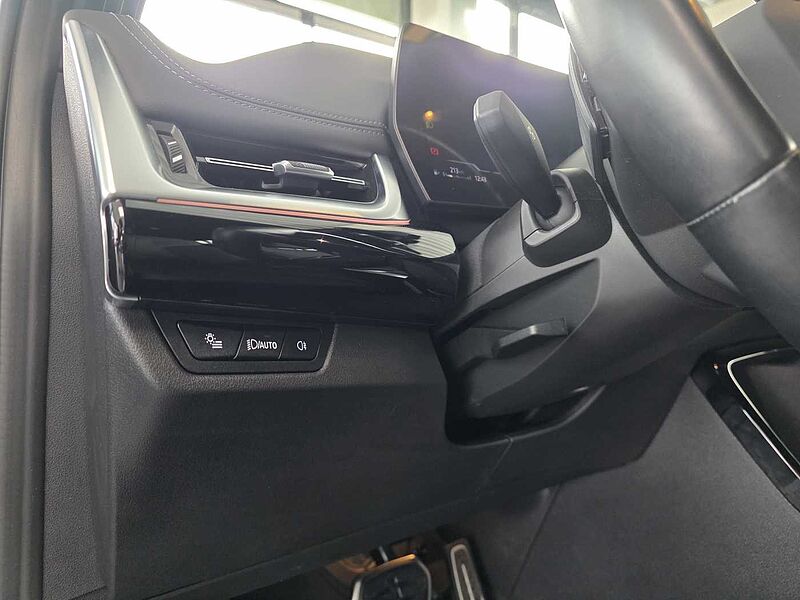 BMW 218i Active Tourer M-Sport LED/Rück-Cam. /Navi