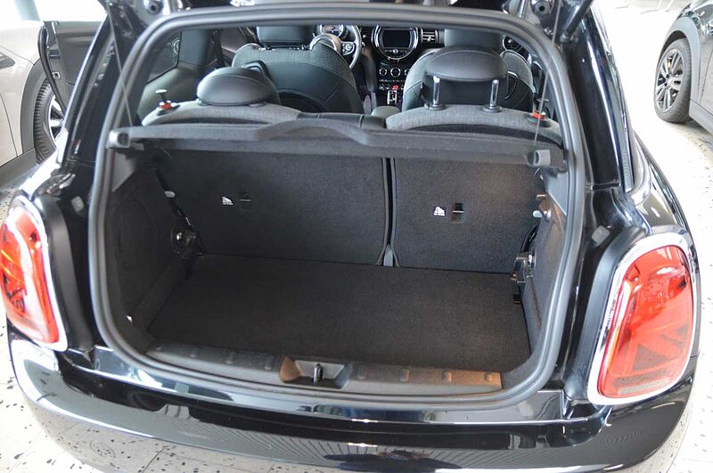 MINI ONE 3trg. Autom. Navi