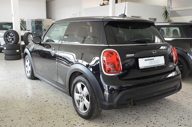 MINI ONE 3trg. Autom. Navi