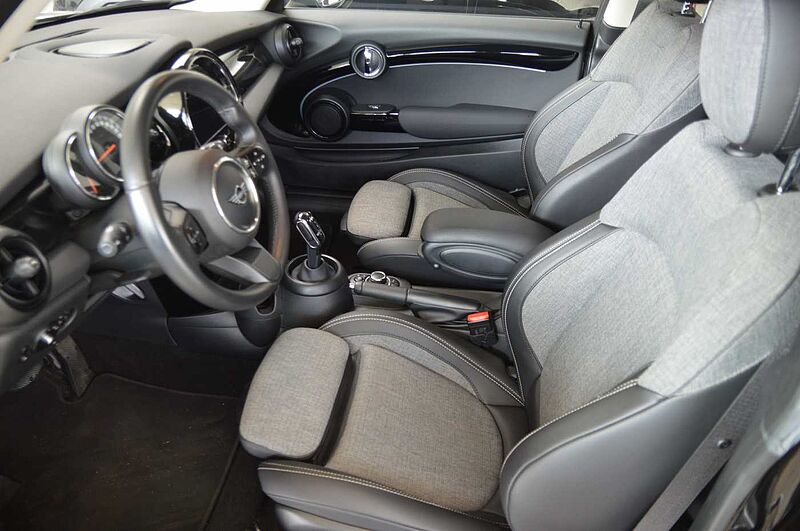 MINI ONE 3trg. Autom. Navi